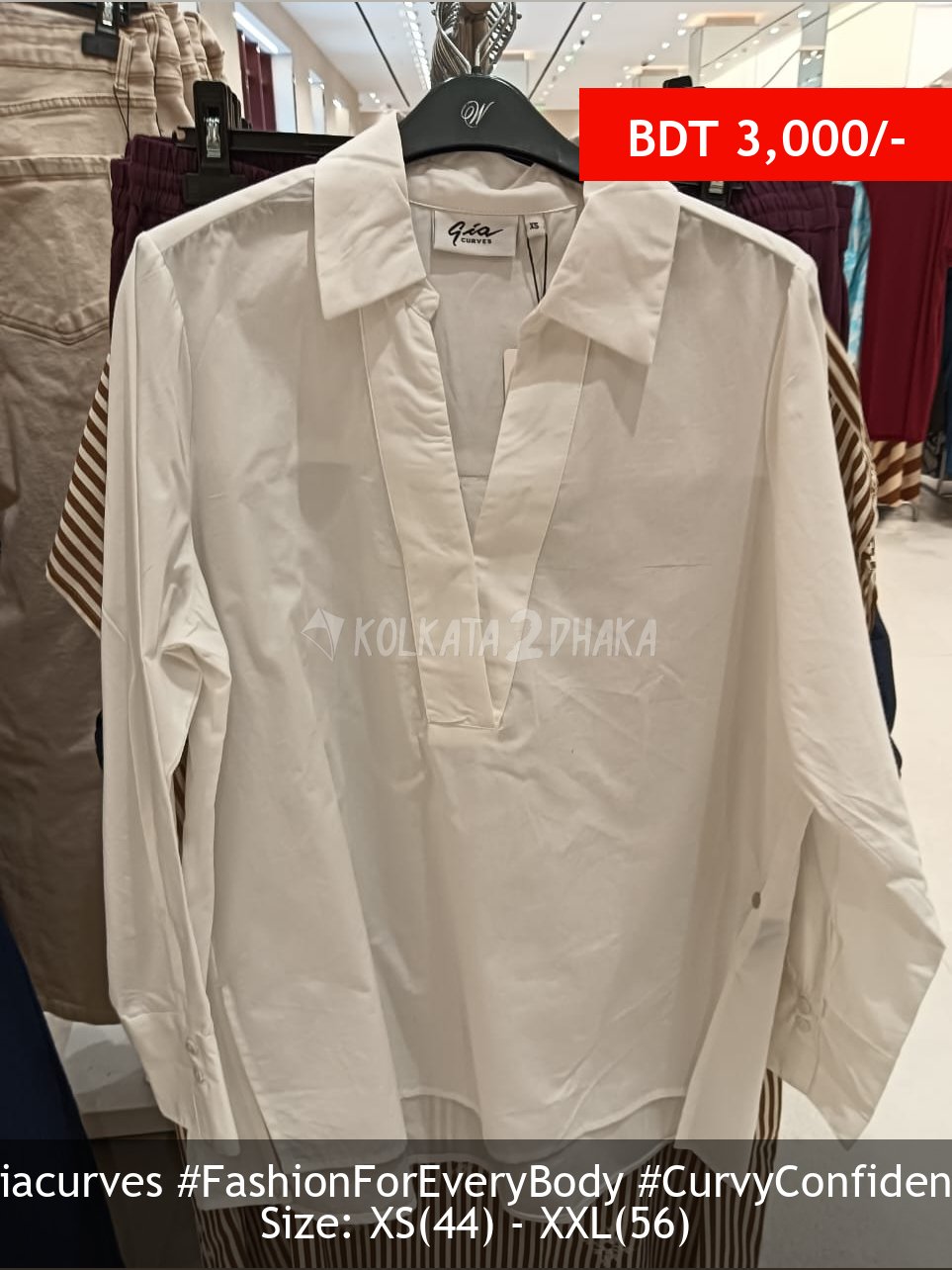 Gia Curves Off white blouse