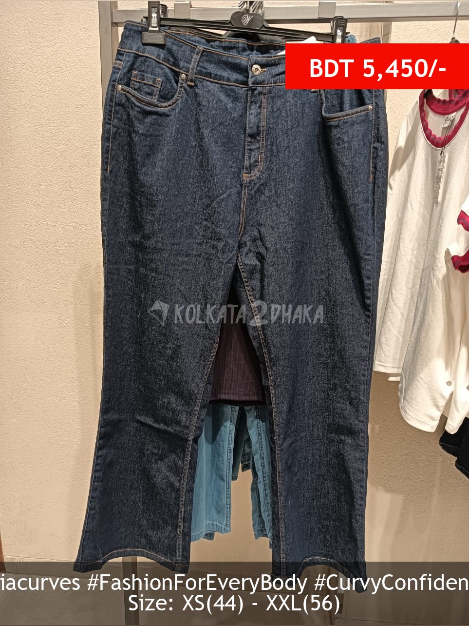 Gia Curves DK wash jeans